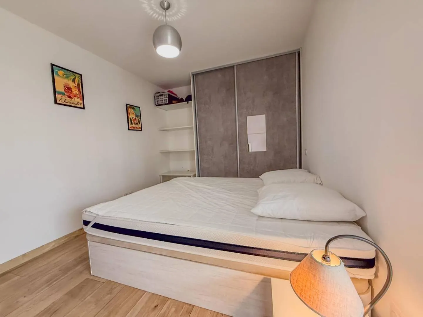 T3 Dans Residence Avec Piscine , Plage A Pieds Et Proche Commerces Le Lavandou 0*,