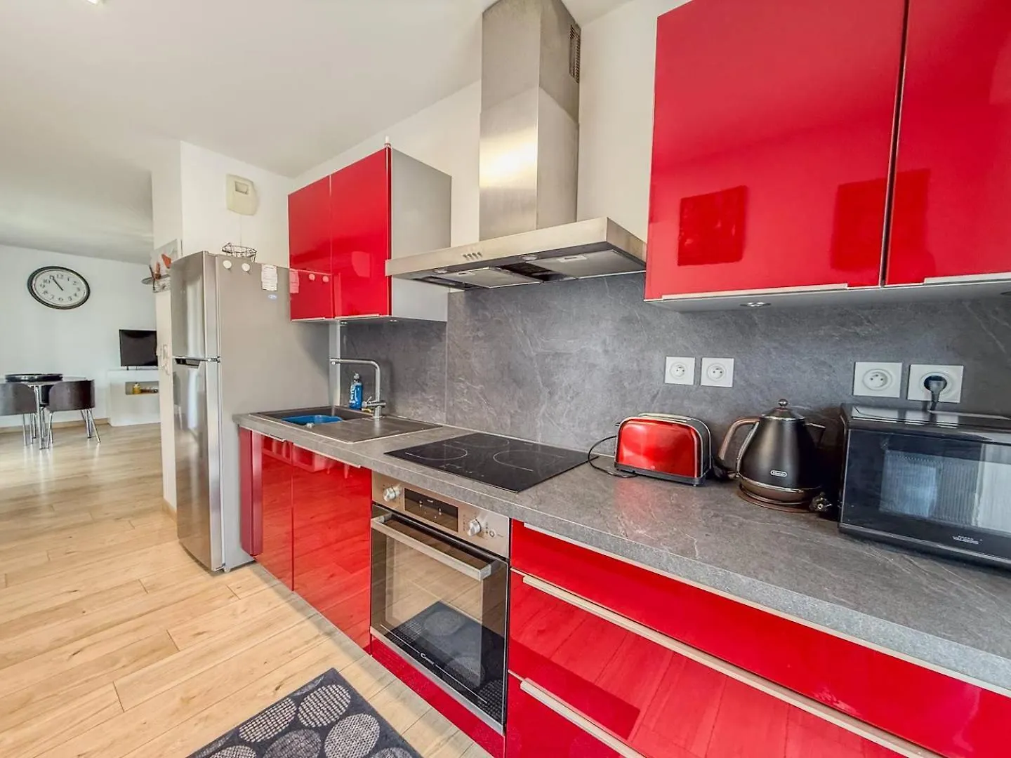 T3 Dans Residence Avec Piscine , Plage A Pieds Et Proche Commerces Le Lavandou Apartment