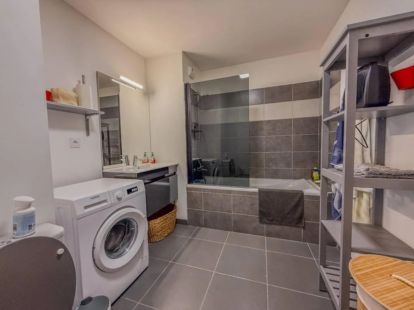 T3 Dans Residence Avec Piscine , Plage A Pieds Et Proche Commerces Le Lavandou Apartment